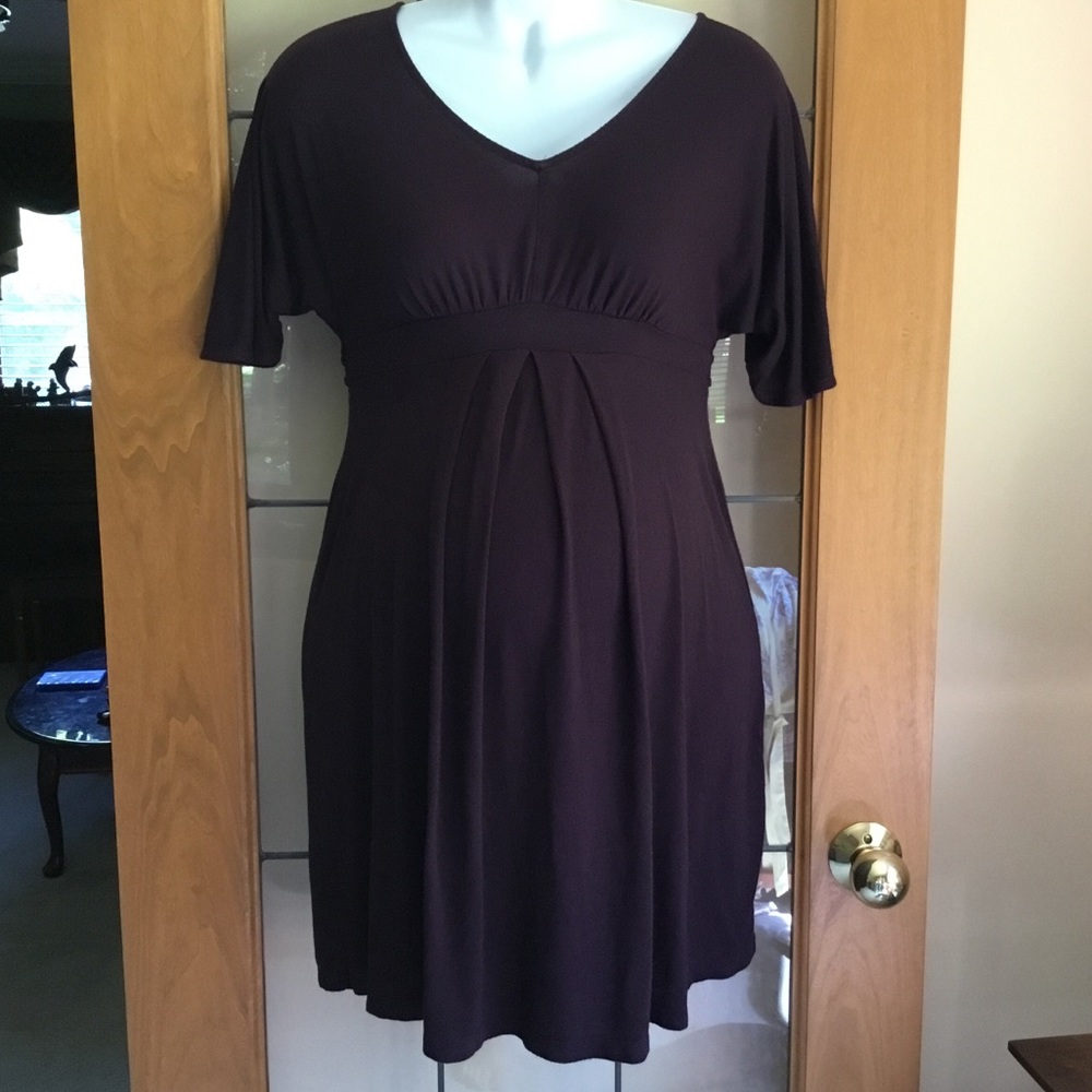 Lightweight maternity dress